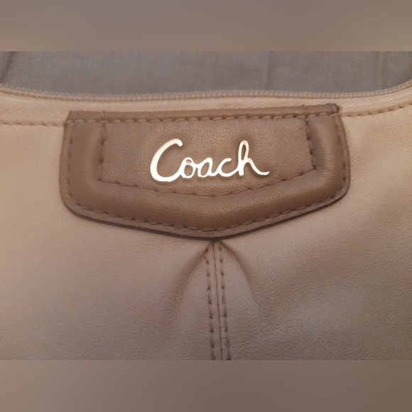 Coach Y2K Leather Sling Crossbody Bag - Picture 13 of 15